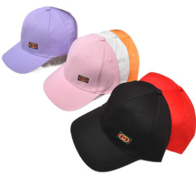 Кепки жіночі оптом