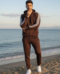 Спортивні костюми чоловічі оптом