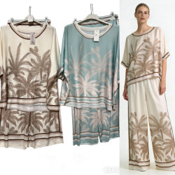 Костюми жіночі оптом -- Італія