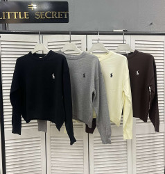 Светри жіночі оптом 