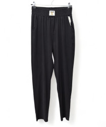 Спортивные штаны женские БАТАЛ (черный) оптом BLACK CYCLONE 13897625 01-28