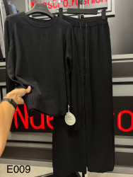 Костюми жіночі оптом 