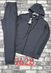 Спортивні костюми чоловічі оптом