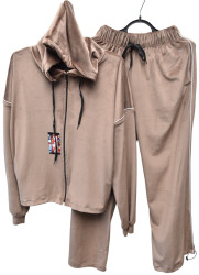 Спортивні костюми жіночі оптом