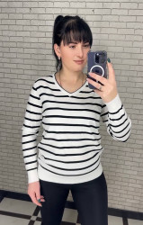 Светри жіночі ПОЛУБАТАЛ оптом LEVISHA