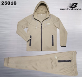 Спортивні костюми чоловічі оптом