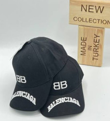 Кепки жіночі оптом