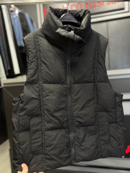 Жилетки жіночі оптом ---