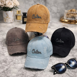 Кепки жіночі оптом