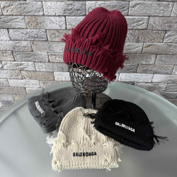 Шапки жіночі оптом