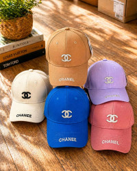 Кепки жіночі оптом