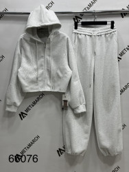 Спортивные костюмы женские оптом 