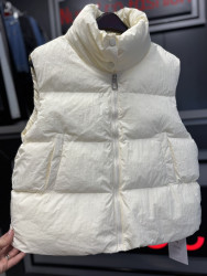 Жилетки жіночі оптом ---