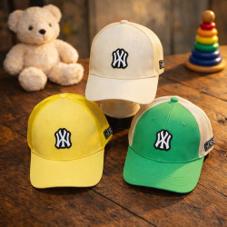 Кепки дитячі оптом