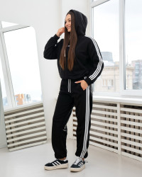 Спортивні костюми жіночі оптом