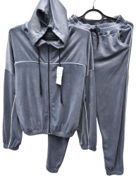 Спортивні костюми жіночі оптом