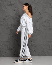 Спортивні костюми жіночі оптом