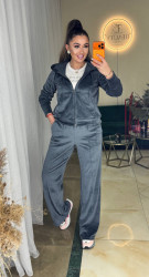 Спортивні костюми жіночі оптом Soficor