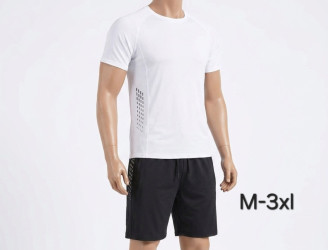 Спортивні костюми чоловічі оптом