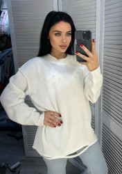 Светри жіночі оптом