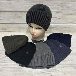 Шапки чоловічі оптом 