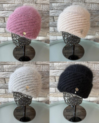 Шапки жіночі оптом