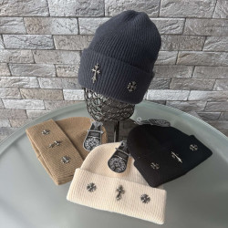 Шапки жіночі оптом