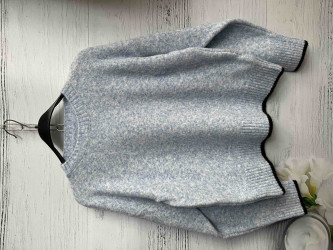 Светри жіночі оптом