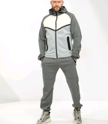 Спортивні костюми чоловічі оптом