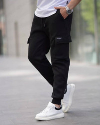 Спортивные штаны мужские на флисе (черный) оптом 16983457 668-33