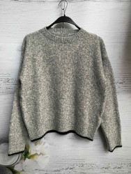 Светри жіночі оптом