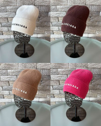 Шапки жіночі оптом