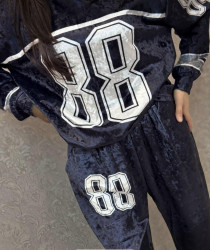 Спортивні костюми жіночі оптом