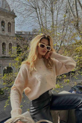 Светри жіночі оптом