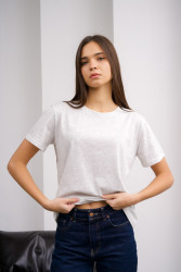 Футболки жіночі оптом -- 