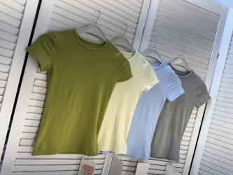 Футболки жіночі оптом 