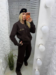 Спортивні костюми жіночі оптом