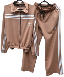 Спортивні костюми жіночі оптом