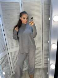 Костюми жіночі оптом 