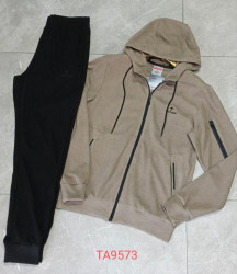 Спортивні костюми чоловічі оптом