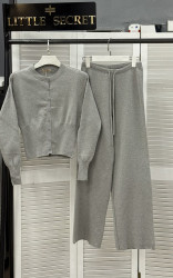 Костюми жіночі оптом -- 