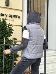 Жилетки жіночі оптом