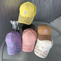 Кепки дитячі оптом