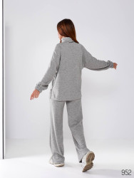 Костюми жіночі оптом