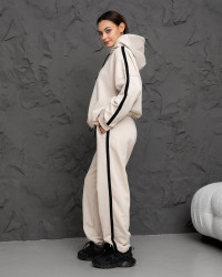 Спортивні костюми жіночі оптом