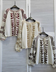 Светри жіночі оптом