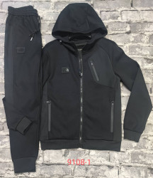 Спортивні костюми чоловічі оптом