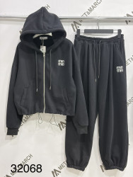 Спортивные костюмы женские на плюше оптом 84176320 32068-7