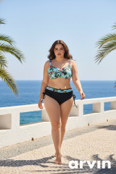 Купальники жіночі НАПІВБАТАЛ оптом