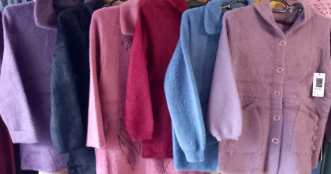 Кофти жіночі БАТАЛ оптом